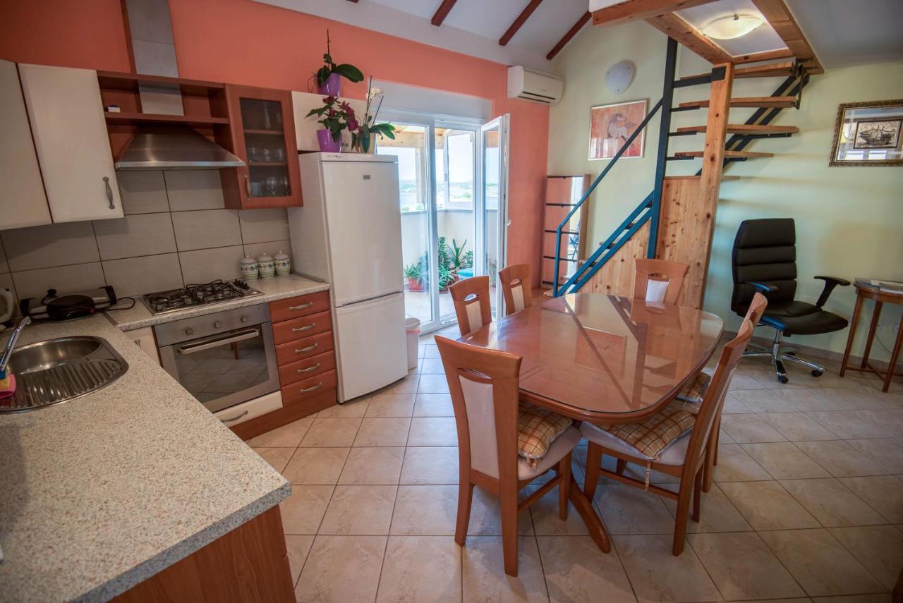 Apartment Jany Sibenik Bagian luar foto